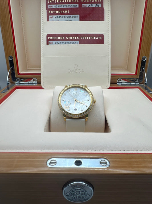 Omega 18 Karat Gehäuse mit Leder Band und brillanten De Ville Prestige Co-Axialchronometer 32.7 mm Butterfly