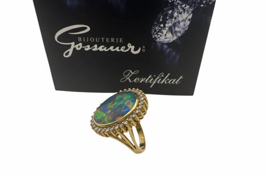 18K yellow gold ring with opal & 32 brilliant-cut diamonds 0.64ct HSI size 53