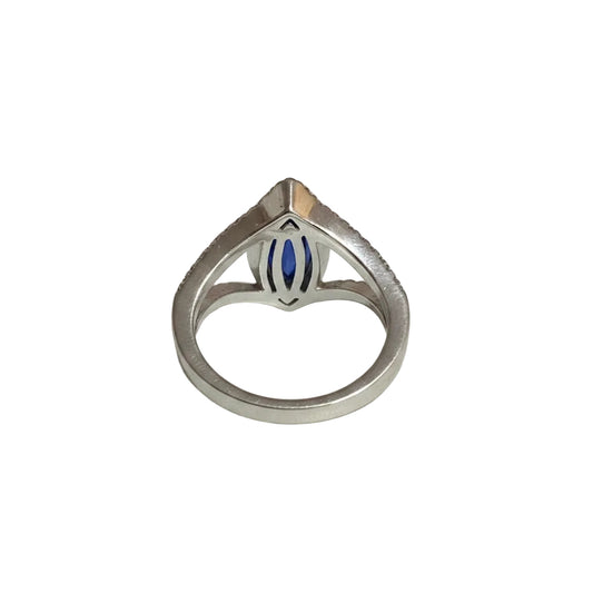 Exquisiter Couture-Ring aus 18 Karat Weißgold mit Tansanit und Diamanten