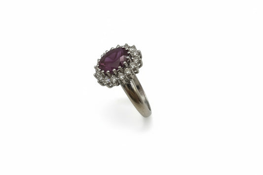 Rubin Ring mit Diamanten – 18K Gold (750) – Zertifikat Bijouterie Gossauer – 0.48 ct Brillanten