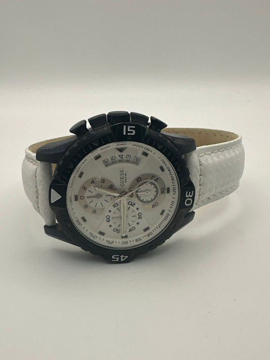 GUESS Herren-Chronograph – Modell W18547G2